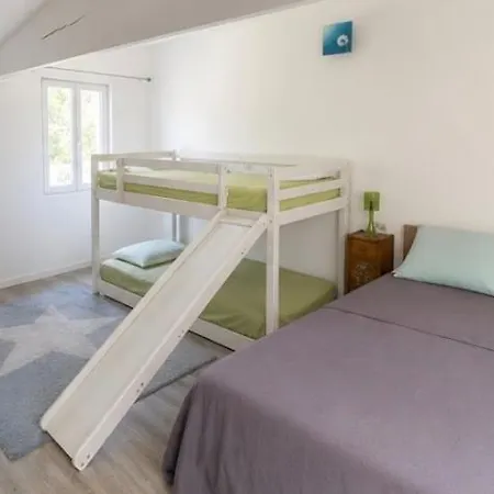 Cite Chateau De Carcassonne Pensjonat 3*